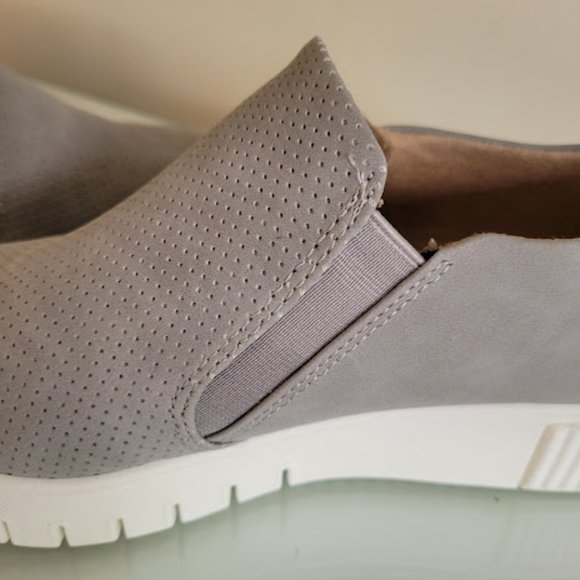 SOUL Naturalizer Turner Sneaker, 8W - Picture 7 of 11